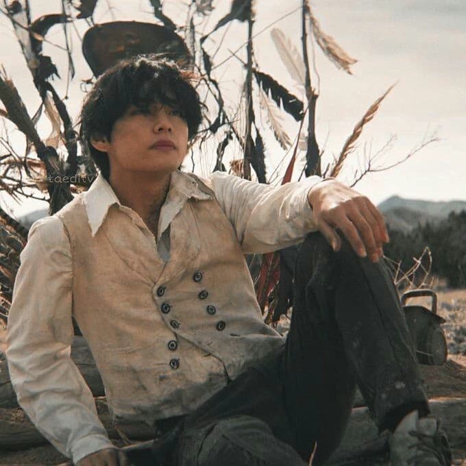 Kim Taehyung thumbnail