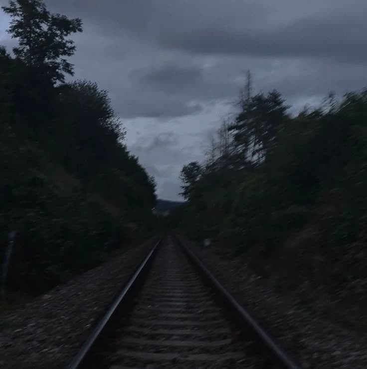 Create your own story thumbnail