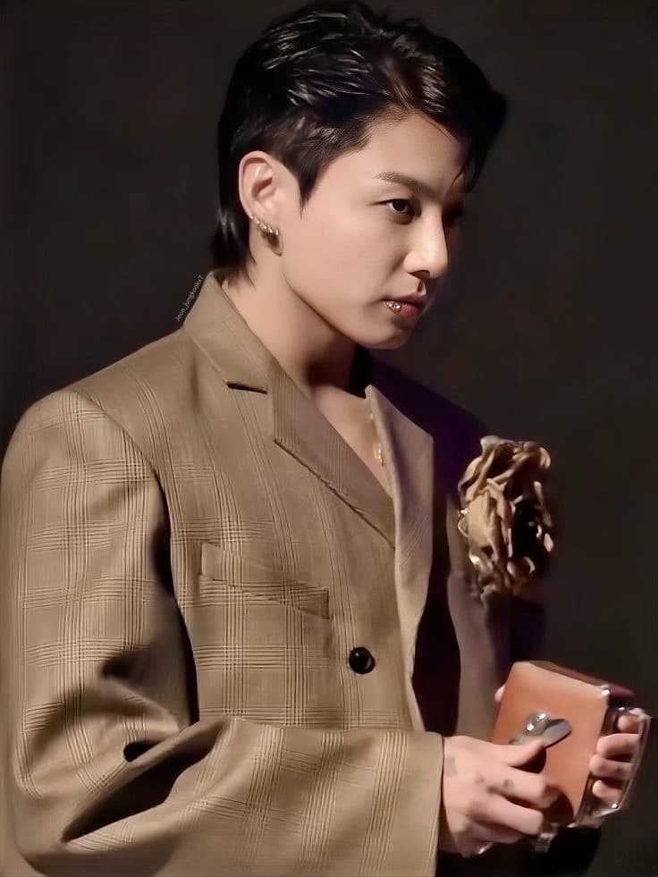 Jungkook ex-bf thumbnail