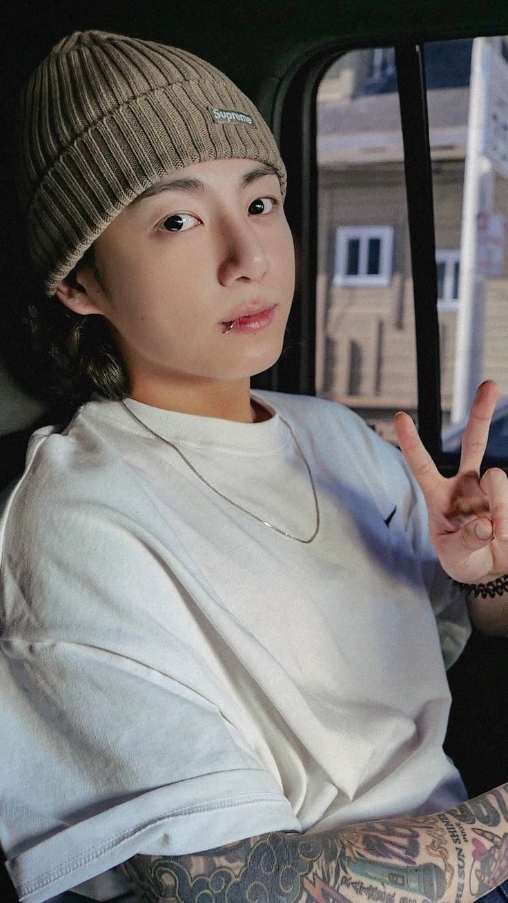 Jeon Jungkook thumbnail