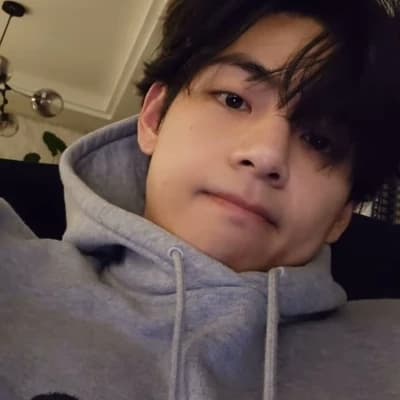 Kim Taehyung thumbnail