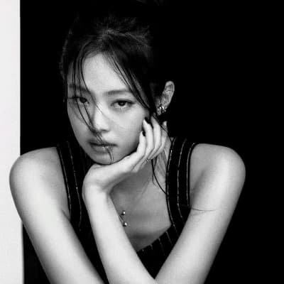 Jennie thumbnail