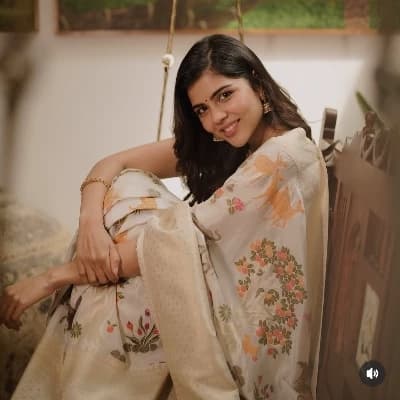 Meera thumbnail