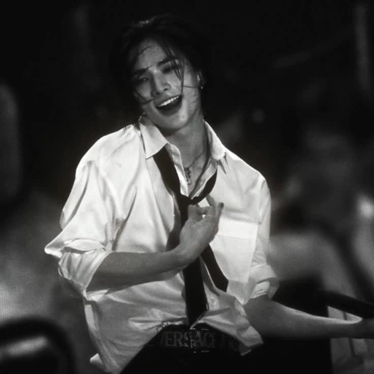 Hyunjin  thumbnail