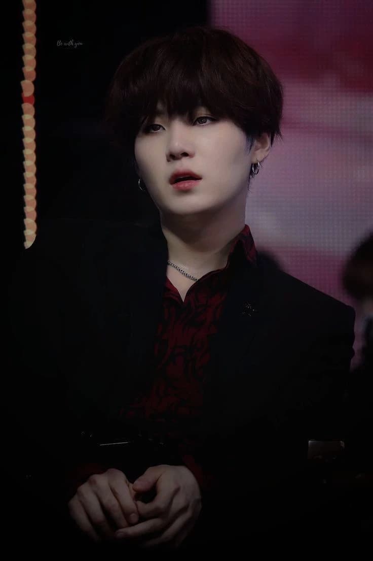 min YOONGI (CEO Billonario) thumbnail