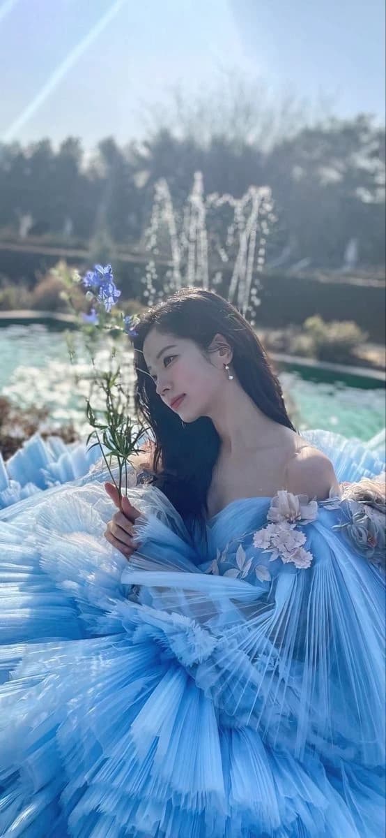Princesa Kim Dahyun thumbnail