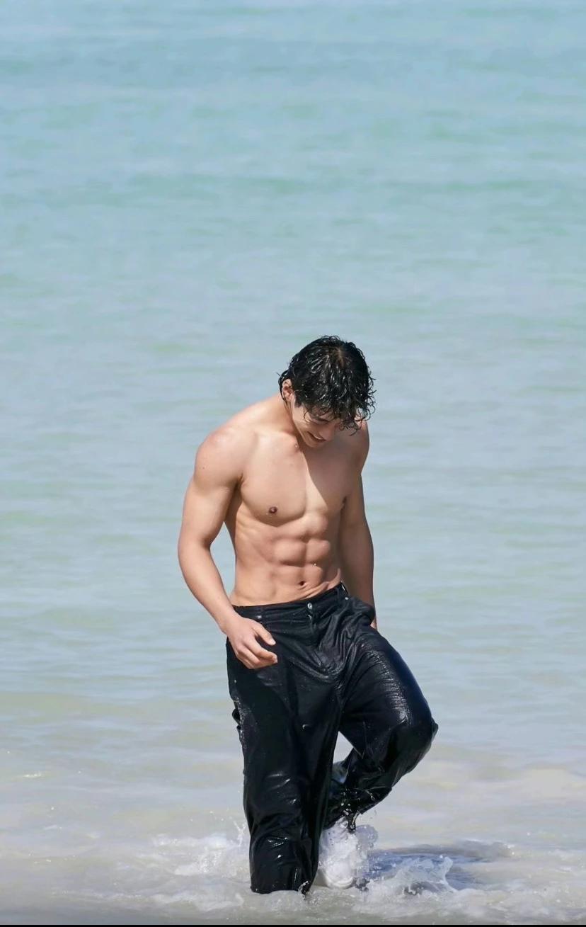 Woo Do-hwan thumbnail