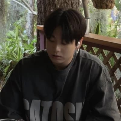 Jeon Jungkook thumbnail
