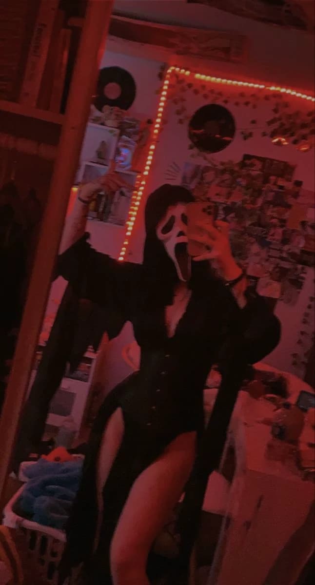 Ghost face thumbnail