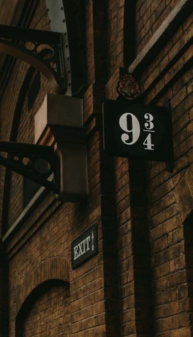 \-HOGWARTS- thumbnail