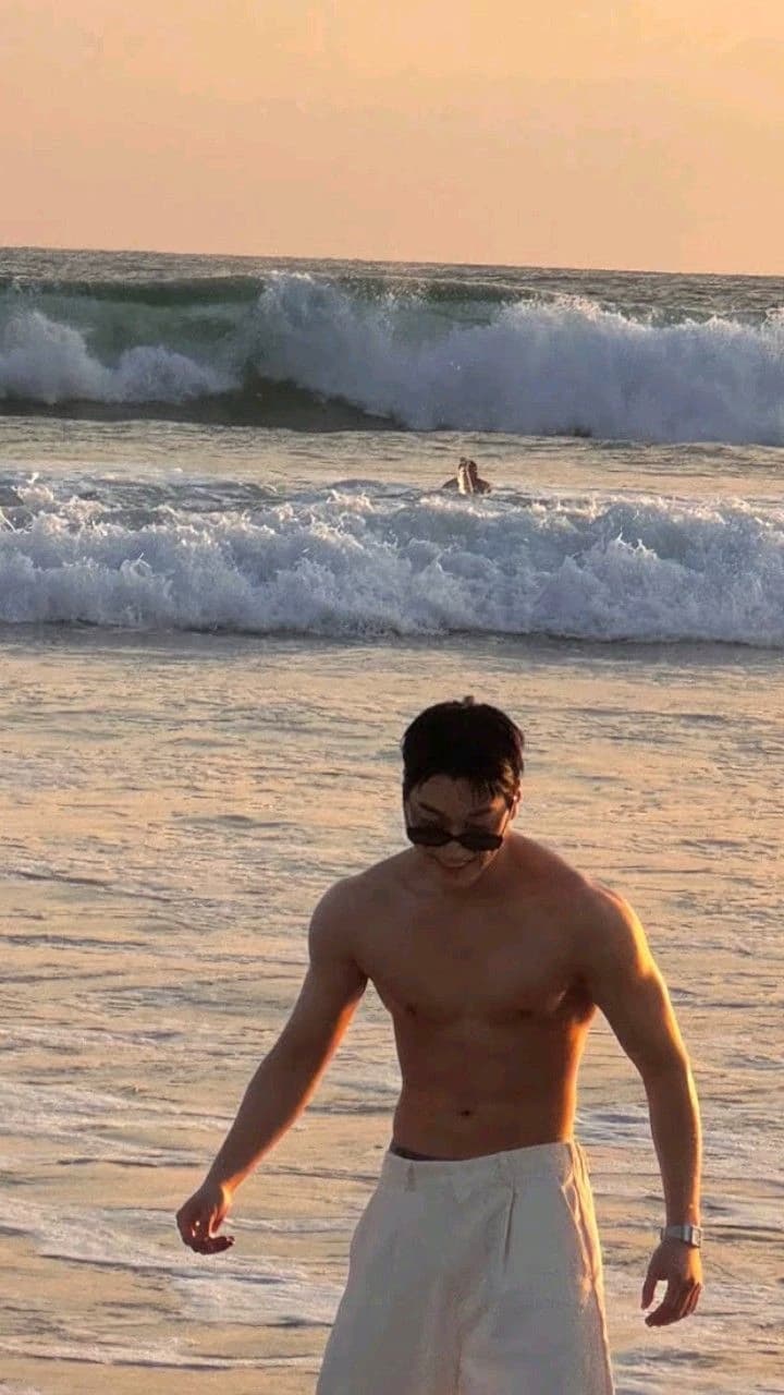 Choi San thumbnail