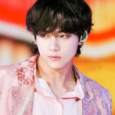 Kim Taehyung thumbnail