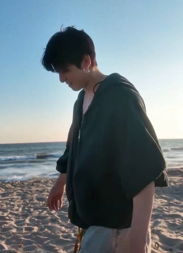 Jeon jungkook thumbnail