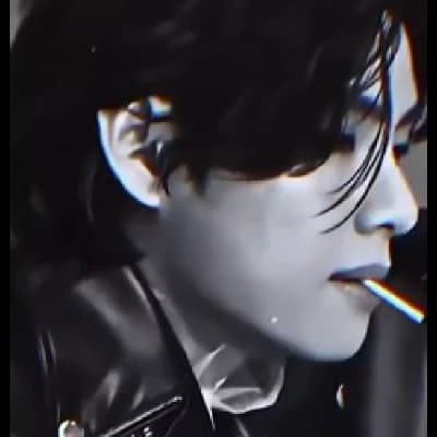 Kim Taehyung thumbnail