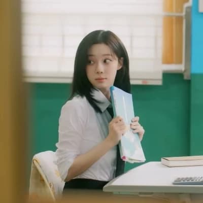 Kim Minjeong thumbnail