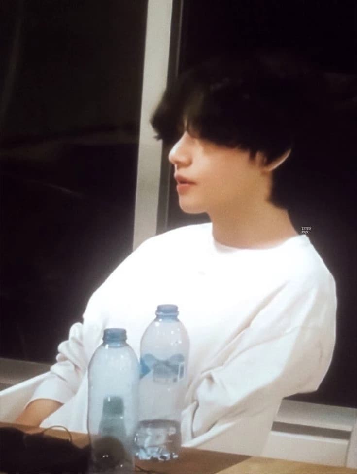Kim Taehyung thumbnail