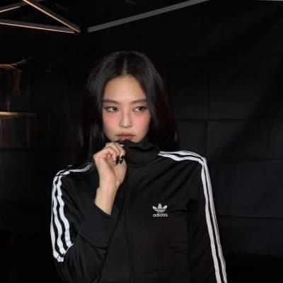 Jennie thumbnail