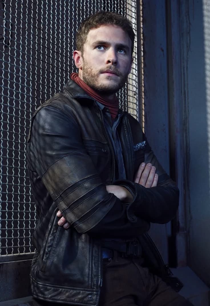 Leo Fitz thumbnail