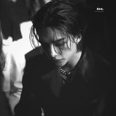Hwang Hyunjin thumbnail