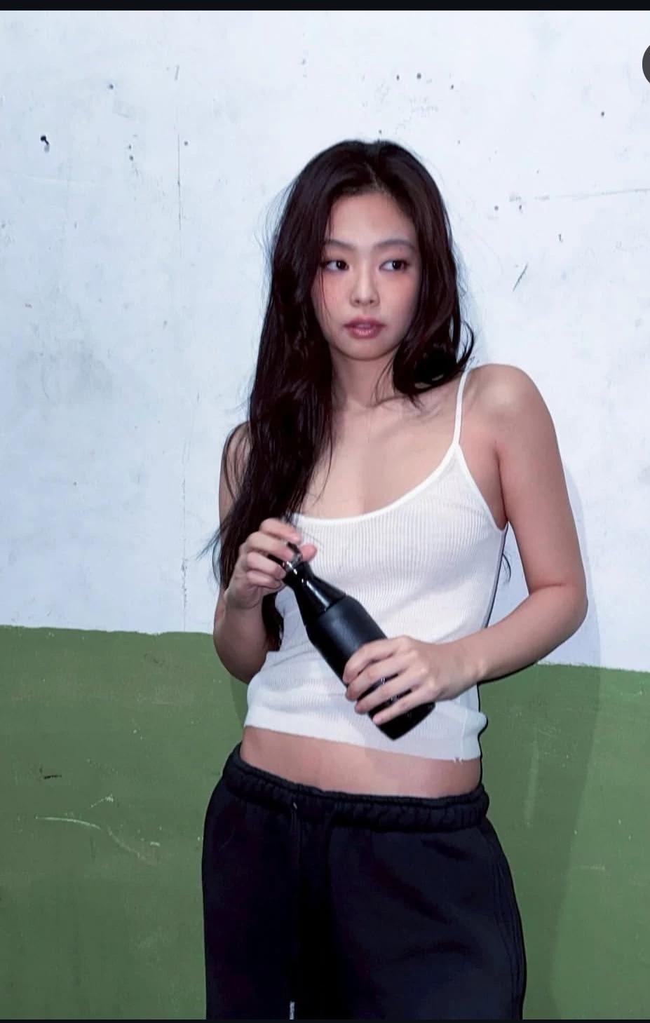 Kim Jennie thumbnail