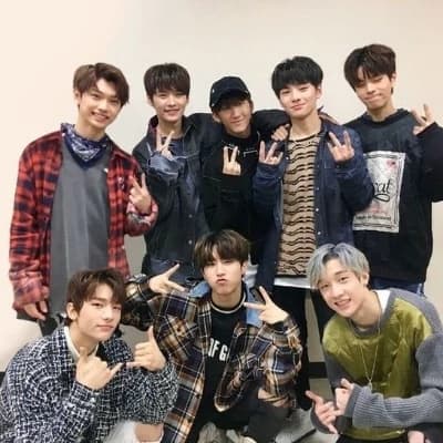 Stray kids thumbnail