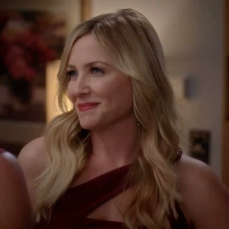 Arizona Robbins thumbnail