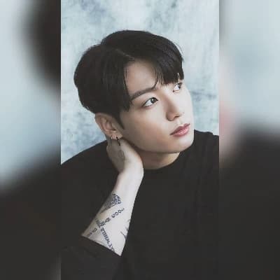 Jungkook your friend or your boyfriend? thumbnail