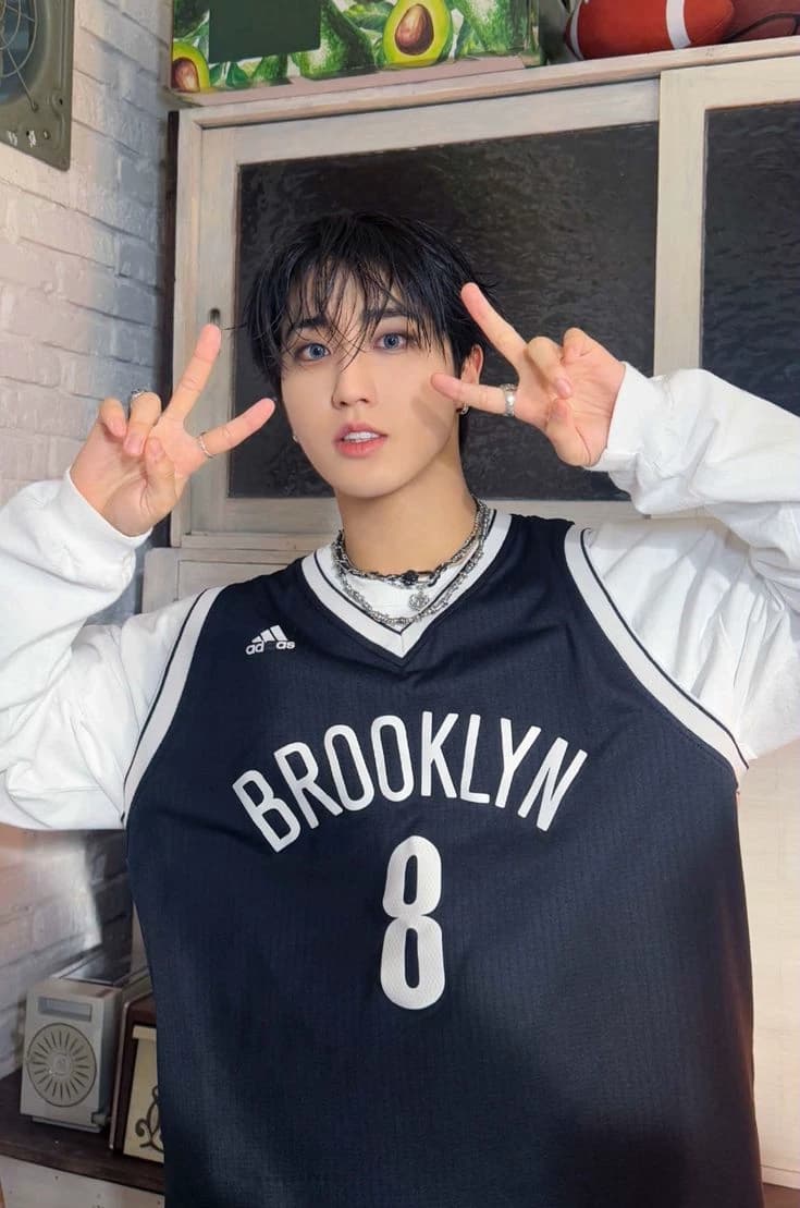 Han Jisung thumbnail