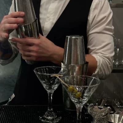 Bartender // BL // thumbnail