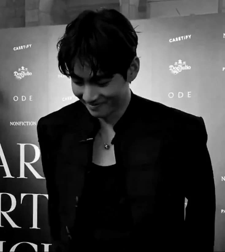Kim Taehyung thumbnail