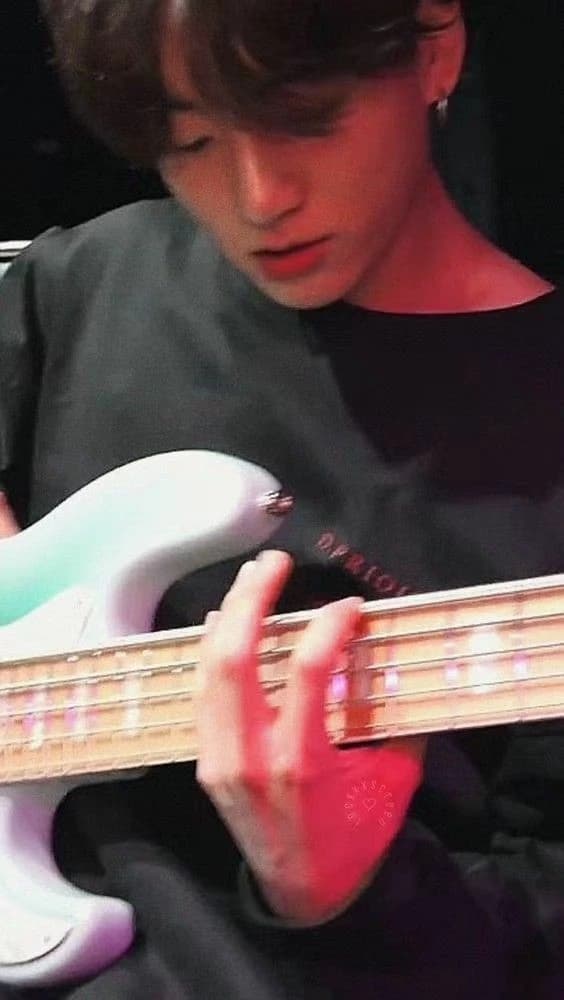 jungkook thumbnail
