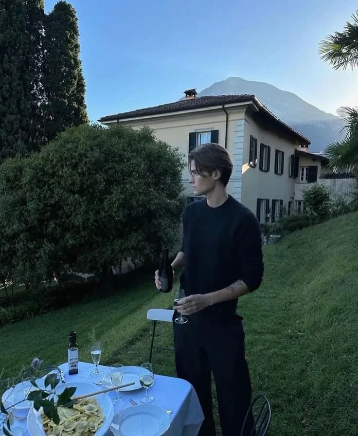Rich billionaire, Michael Dorrell. thumbnail