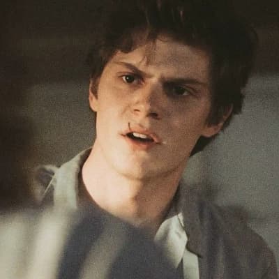 Kit Walker thumbnail