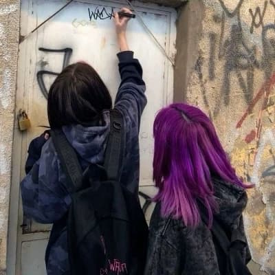 Marina Dmitriev & Clara Dmitriev thumbnail