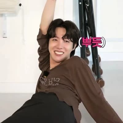 Jung Hoseok (J-Hope) thumbnail