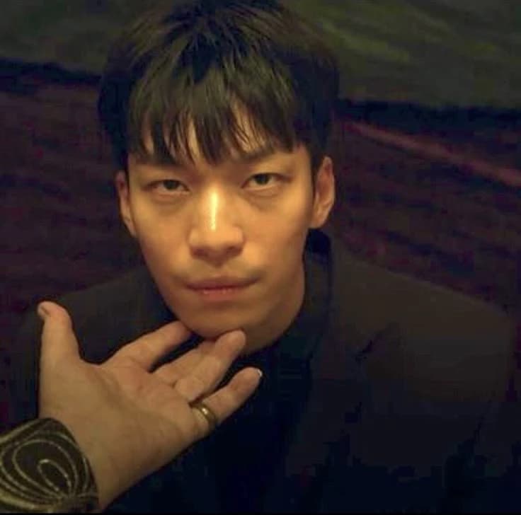 Hwang Jun-Ho  thumbnail
