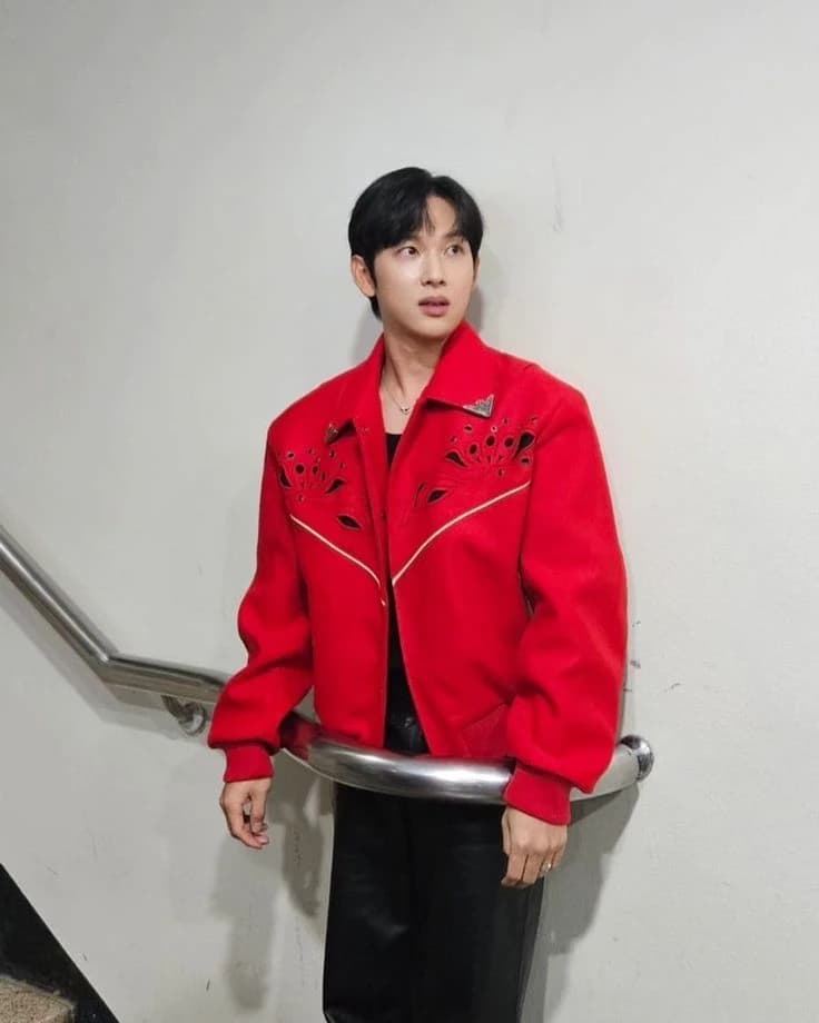Yim siwan thumbnail
