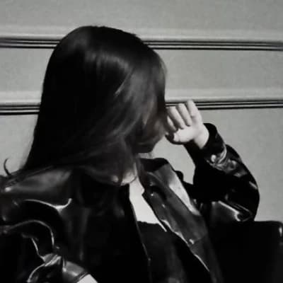 Mafia boss (Elisa) thumbnail