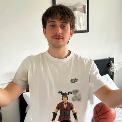 Gabriel Howell thumbnail