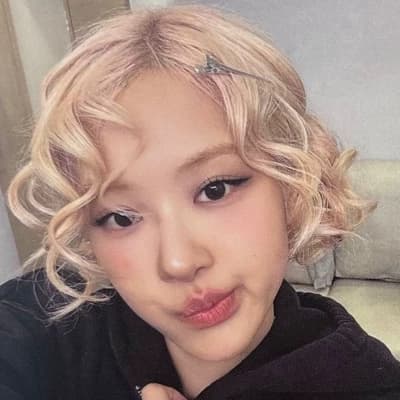 Rosé Park thumbnail