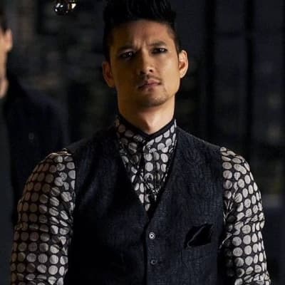 Magnus Bane thumbnail