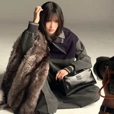Hirai Momo thumbnail