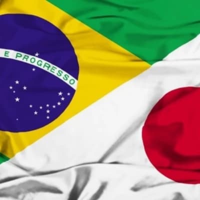 Life in the favela in Brazil and life in Japan, will this work? thumbnail