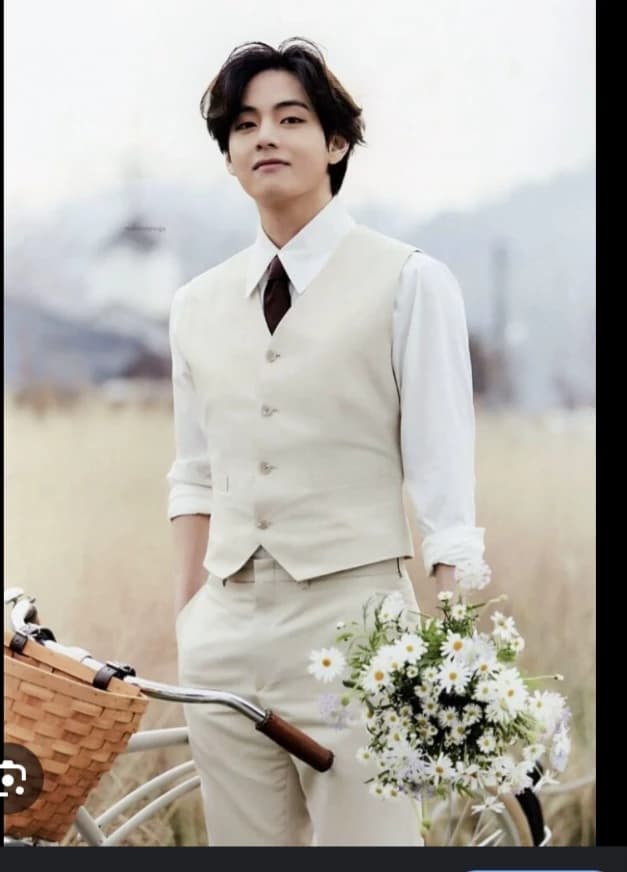 Kim Taehyung thumbnail