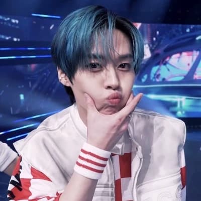 Lee Know thumbnail