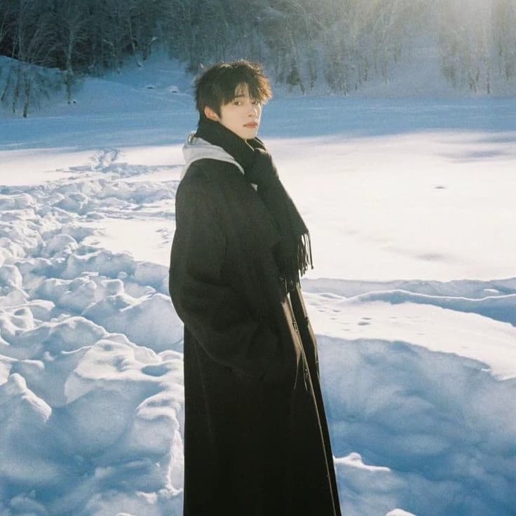 Kim Jiwon (Kim Ji -won) thumbnail