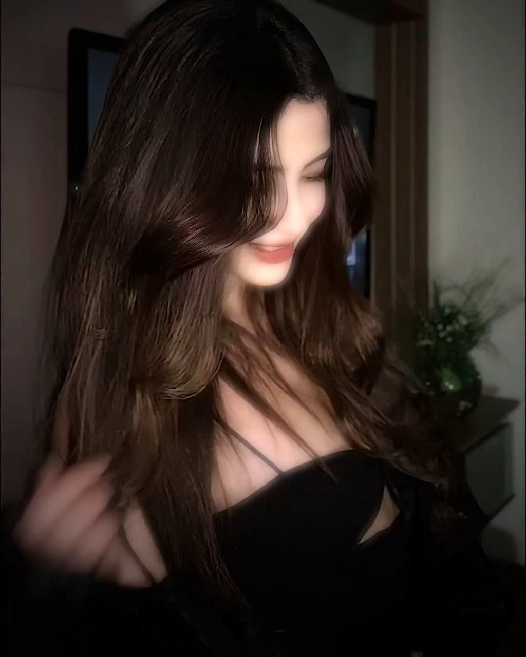Wife  thumbnail