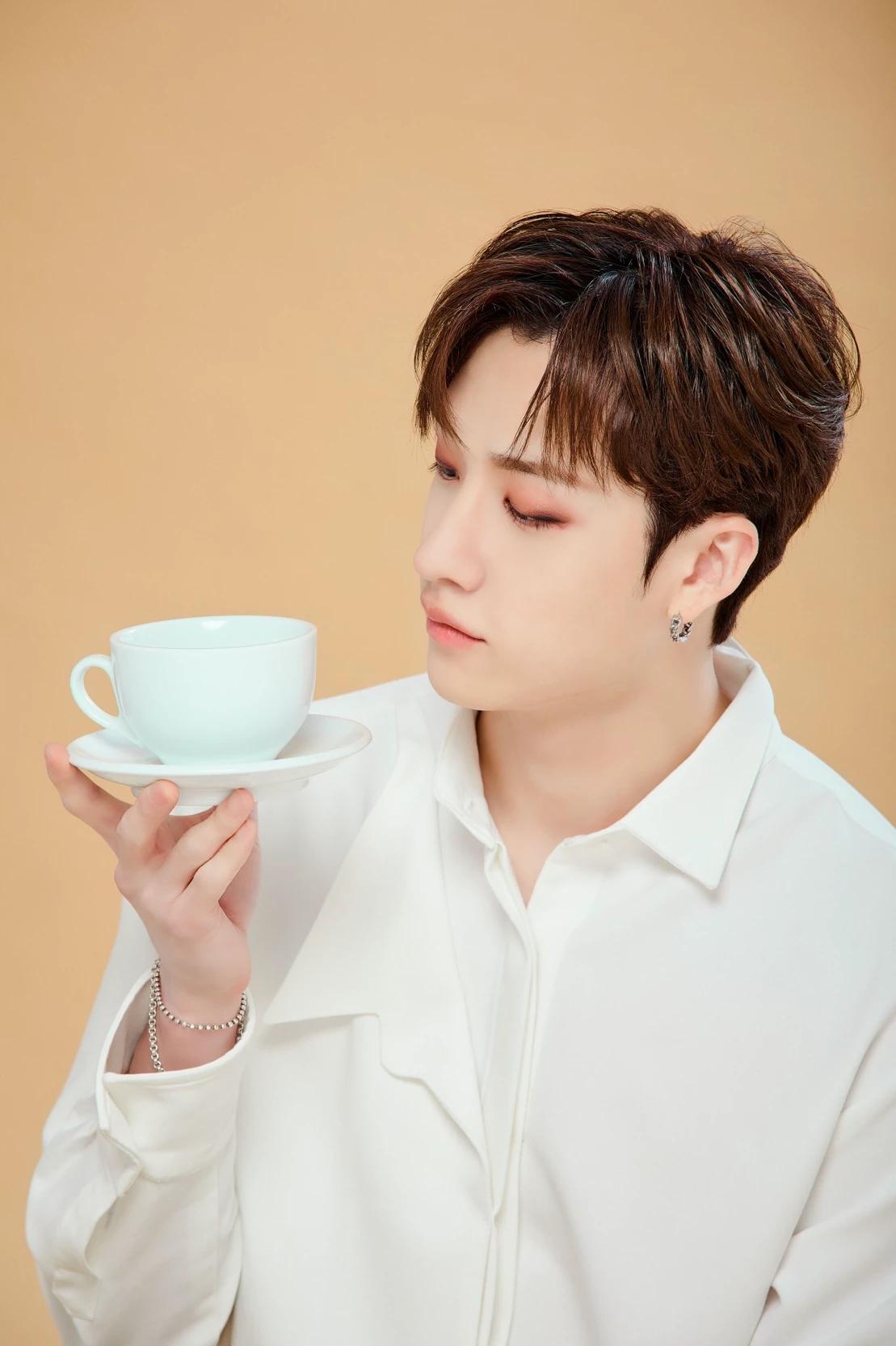 Christopher Bang thumbnail