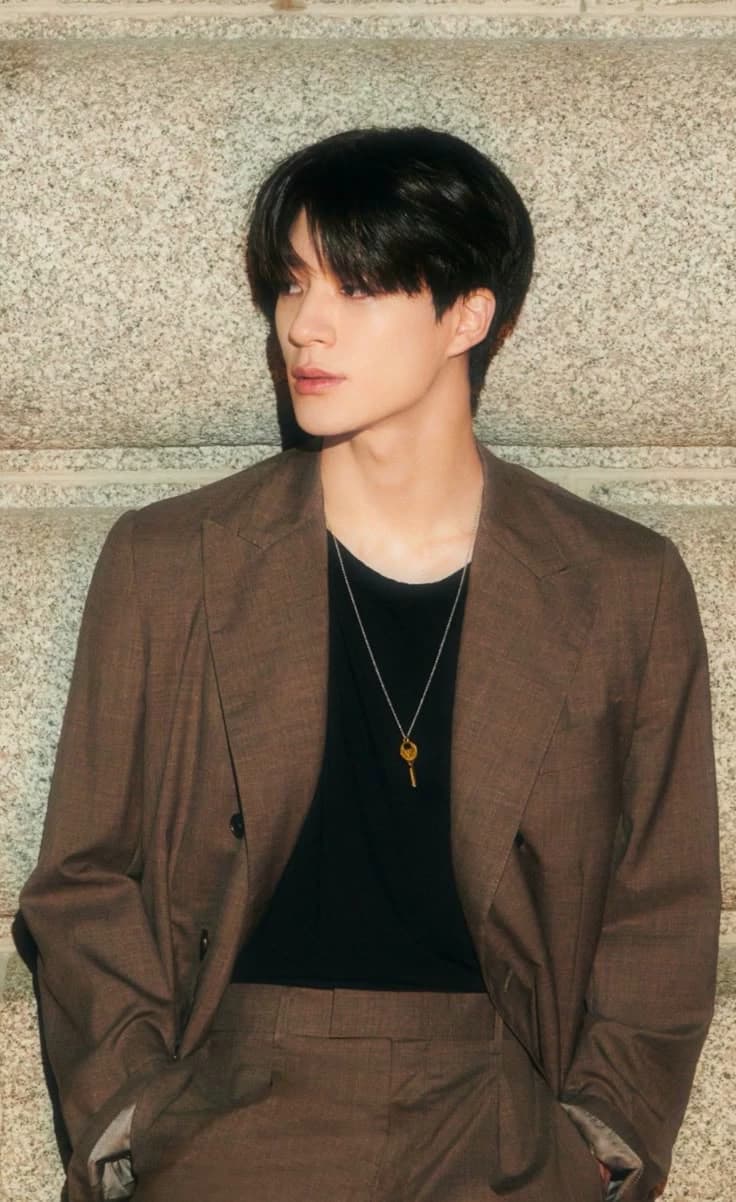 Lee Jeno thumbnail