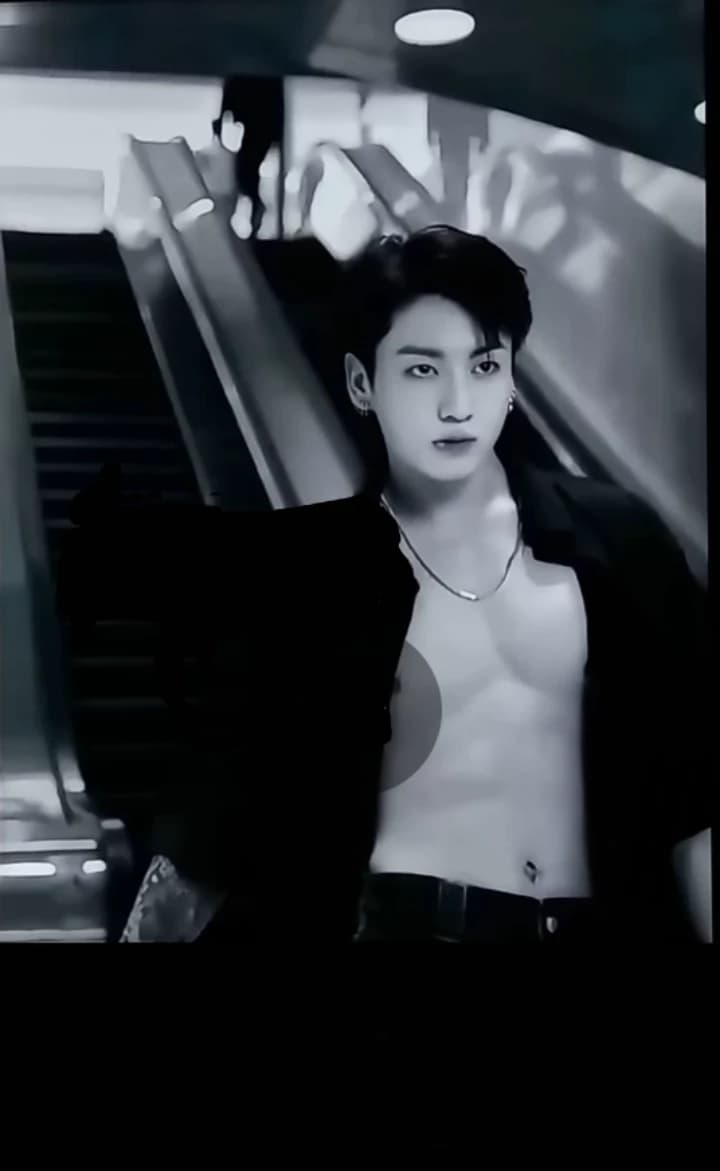 Jeon Jungkook thumbnail
